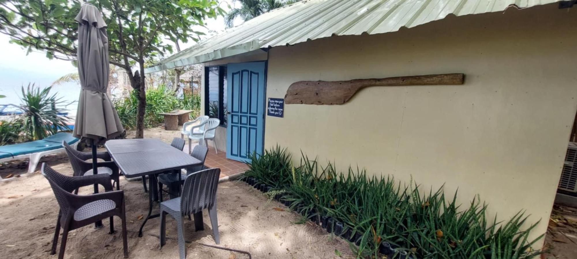 Ravenala Beach Bungalows Моалбоал Экстерьер фото