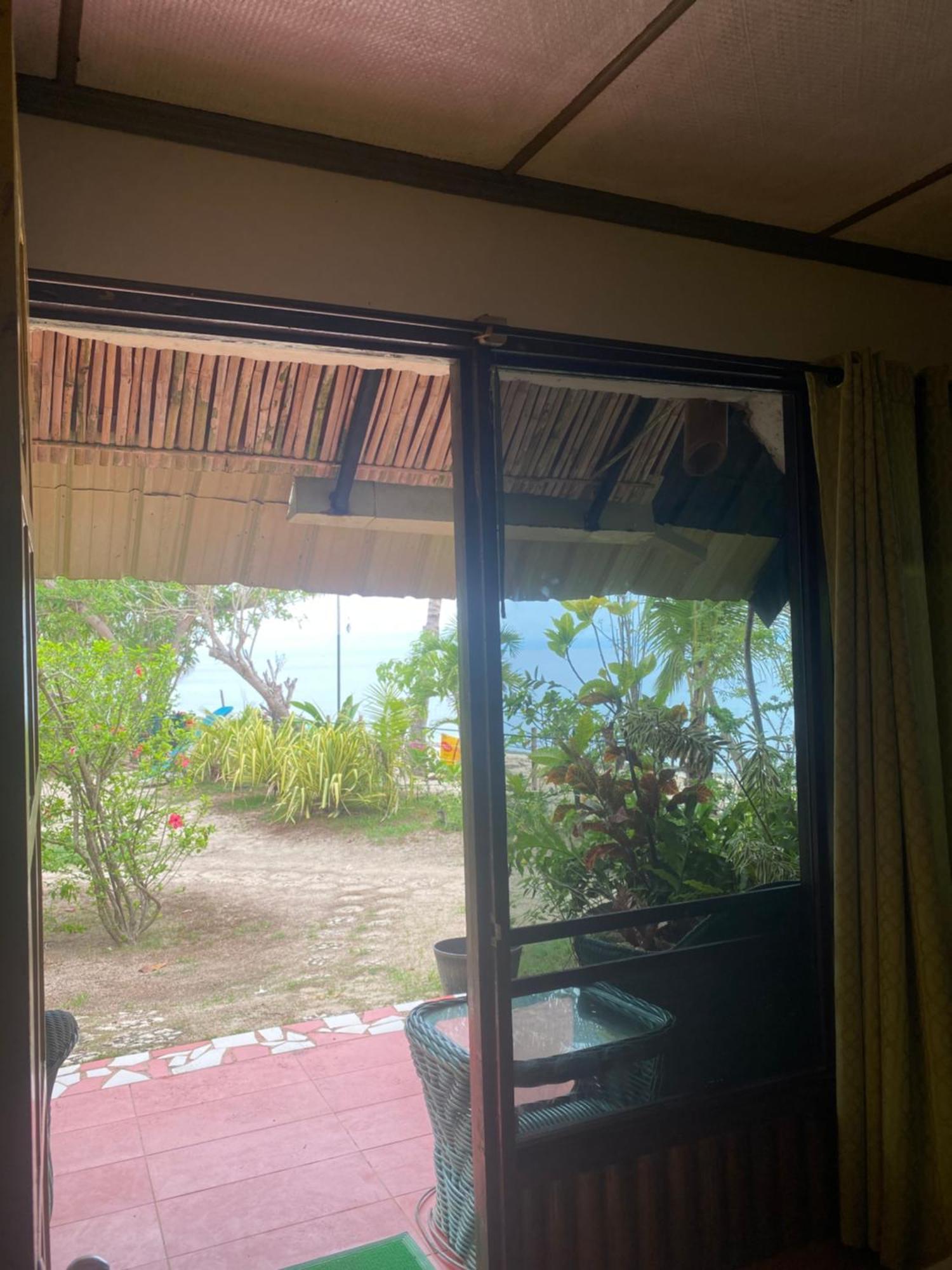 Ravenala Beach Bungalows Моалбоал Экстерьер фото